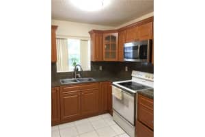 8422 SW 44th Pl, Davie, FL 33328, Sold 05/08/20