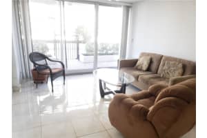 525 N Ocean Blvd, Pompano Beach, FL 33062, Sold 11/09/20