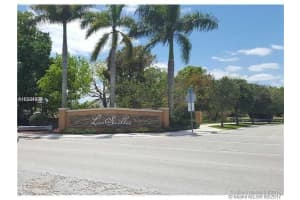 10012 NW 7th St, Miami, FL 33172, Sold 07/22/20