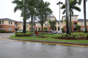 10012 NW 7th St, Miami, FL 33172, Sold 07/22/20