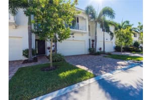 1056 Piccadilly St, Palm Beach Gardens, FL 33418, Sold 04/08/20