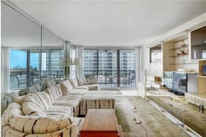 525 N Ocean Blvd, Pompano Beach, FL 33062, Sold 08/26/20