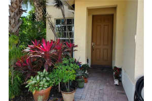 3156 NW 32nd Ct, Lauderdale Lakes, FL 33309, Sold 09/18/20