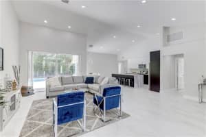 6536 NW 97th Dr, Parkland, FL 33076, Sold 06/10/20