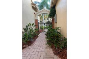 3805 Pond Apple Dr, Weston, FL 33332, Sold 07/07/20