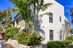 2961 NE 60th St, Fort Lauderdale, FL 33308, Sold 08/31/20