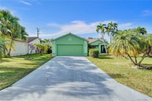 10610 NW 70th St, Tamarac, FL 33321, Sold 09/14/20