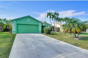 10610 NW 70th St, Tamarac, FL 33321, Sold 09/14/20
