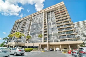 2017 S Ocean Dr, Hallandale Beach, FL 33009, Sold 06/04/20