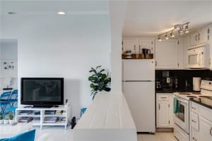 341 N Birch Rd, Fort Lauderdale, FL 33304, Sold 07/31/20