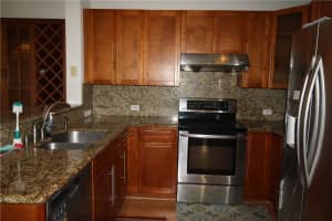 11639 NW 48th Ct, Tamarac, FL 33321, Sold 08/07/20