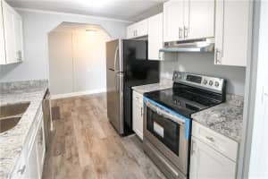 262 NW 53rd St, Pompano Beach, FL 33064, Sold 08/20/20