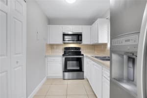 2735 W 52nd St, Hialeah, FL 33016, Sold 05/21/20