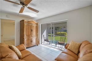 5571 Lakeside Dr, Margate, FL 33063, Sold 06/09/20