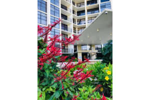 600 Parkview Dr # 1132, Hallandale Beach, FL 33009, Sold 10/20/20