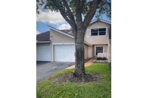 1236 NW 50th St, Deerfield Beach, FL 33442, Sold 08/10/20