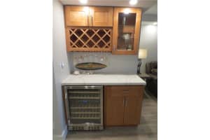 77 S Birch Rd #5a, Fort Lauderdale, FL 33316, Sold 09/25/20