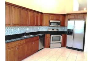 7620 S Aragon Blvd, Sunrise, FL 33322, Sold 06/15/20