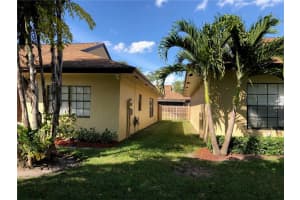 7507 SW 28th St, Davie, FL 33314, Sold 06/29/20