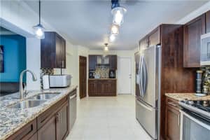 8027 NW 93rd Ave, Tamarac, FL 33321, Sold 08/28/20