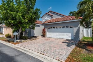 386 Bedford Ave, Weston, FL 33326, Sold 08/07/20