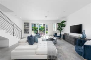 1045 NE 18th Ave, Fort Lauderdale, FL 33304, Sold 03/02/21