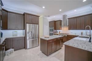 13805 SW 41st St, Davie, FL 33330, Sold 07/09/20
