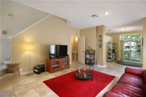 11253 Lakeview Dr #22g, Coral Springs, FL 33071, Sold 06/25/20