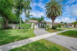 521 SW 75th Terrace, Plantation, FL 33317, Sold 08/04/20