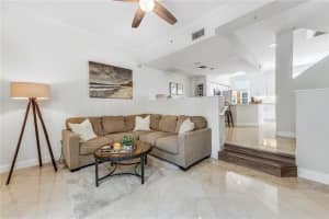 2831 NE 185th St, Aventura, FL 33180, Sold 08/04/20