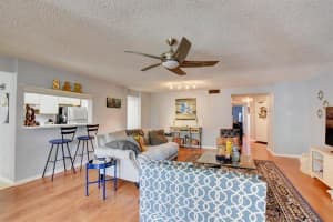 106 Half Moon Cir APT D1, Hypoluxo, FL 33462, Sold 11/06/20