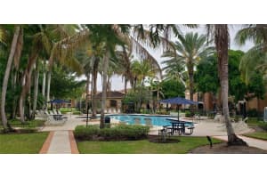 7940 N Nob Hill Rd, Tamarac, FL 33321, Sold 08/07/20