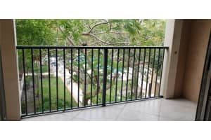 7940 N Nob Hill Rd, Tamarac, FL 33321, Sold 08/07/20