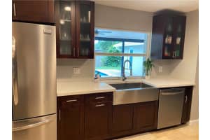 11540 SW 3rd St, Plantation, FL 33325, Sold 08/11/20