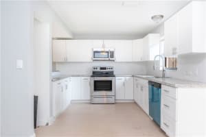 5116 S University Dr, Davie, FL 33328, Sold 06/30/20