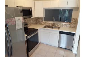 6828 Sienna Club Dr, Lauderhill, FL 33319, Sold 08/03/20