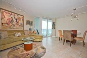 333 NE 21st Ave, Deerfield Beach, FL 33441, Sold 12/23/20