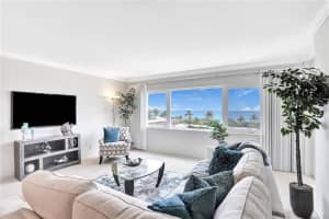 120 N Ocean Blvd, Delray Beach, FL 33483, Sold 09/29/20