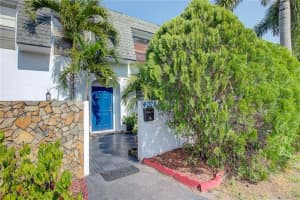 4028 SW 67th Terrace, Davie, FL 33314, Sold 07/10/20