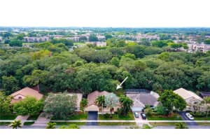 1760 E Oak Knoll Cir, Davie, FL 33324, Sold 08/13/20