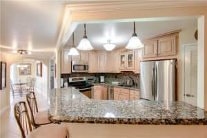 3000 Holiday Dr #1602, Fort Lauderdale, FL 33316, Sold 09/04/20