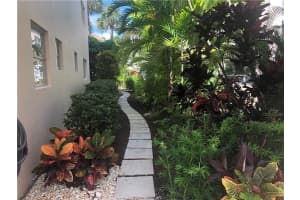 400 NE 20th St APT D102, Boca Raton, FL 33431, Sold 09/29/20