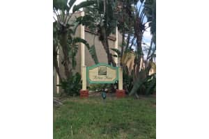 4427 Treehouse Ln C, Tamarac, FL 33319, Sold 08/24/20