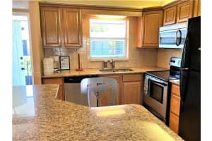 805 W Oakland Park Blvd APT D18, Wilton Manors, FL 33311, Sold 07/17/20