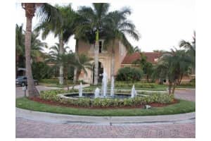 7930 N Nob Hill Rd, Tamarac, FL 33321, Sold 08/14/20