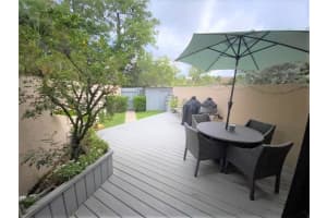 3024 S Oakland Forest Dr, Oakland Park, FL 33309, Sold 08/03/20