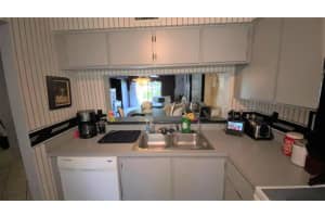 3024 S Oakland Forest Dr, Oakland Park, FL 33309, Sold 08/03/20