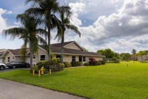 5200 W Lakes Dr, Deerfield Beach, FL 33442, Sold 06/24/20