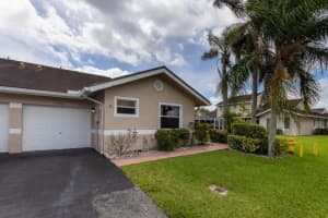 5200 W Lakes Dr, Deerfield Beach, FL 33442, Sold 06/24/20