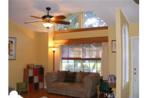 5471 Pine Ct, Coral Springs, FL 33067, Sold 08/21/20